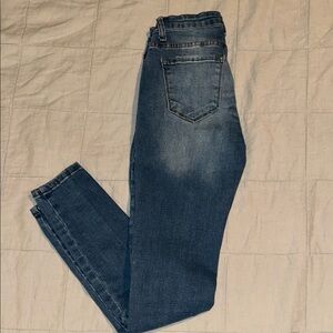 KanCan Jeans - 25